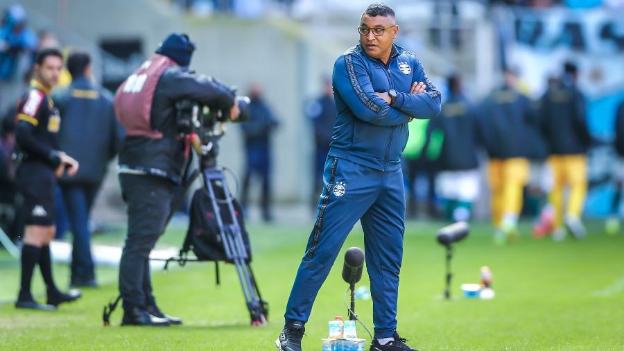 Roger Machado vê Grêmio pressionado por clima tenso na Arena - Lucas Uebel/Grêmio