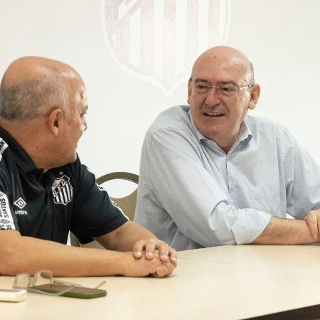 Presidente Andres Rueda e executivo Newton Drummond, do Santos - Ivan Storti/Santos FC