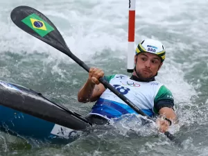 Pepê Gonçalves sofre com punições e está fora da final do K1 em Paris