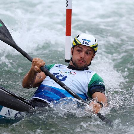 Pepê Gonçalves na semifinal do k1 na canoagem slalom das Olimpíadas de Paris