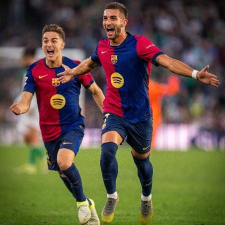 Ferran Torres comemora gol do Barcelona contra o Bétis pelo Campeonato Espanhol