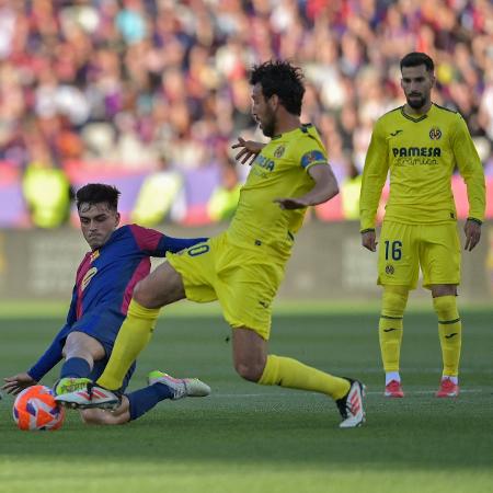 Barcelona e Villarreal se enfrentaram na 37ª rodada do Campeonato Espanhol Barcelona e Villarreal se enfrentaram na 37ª rodada do Campeonato Espanhol