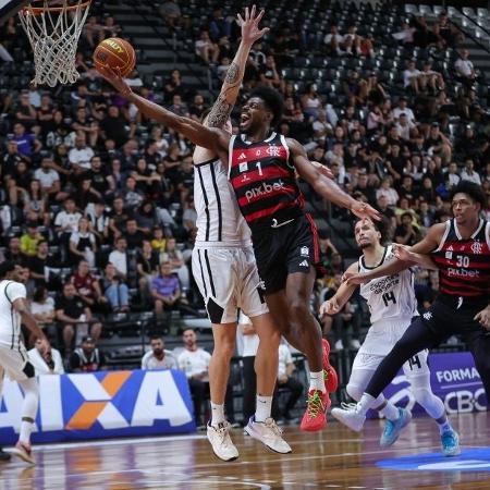 Flamengo elimina Corinthians nas quartas de final do NBB Flamengo elimina Corinthians nas quartas de final do NBB