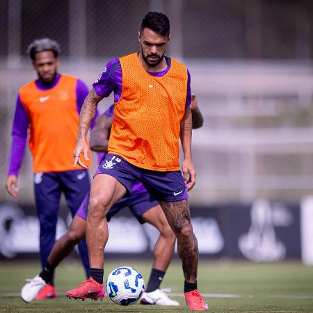 Raniele, em treino pelo Corinthians Raniele, em treino pelo Corinthians