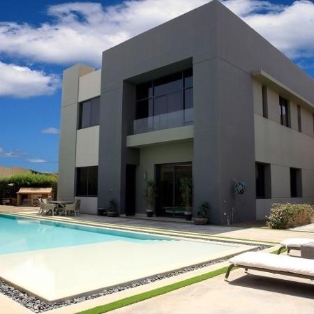 Vila de luxo do compound Al Bustan, em Riade Vila de luxo do compound Al Bustan, em Riade