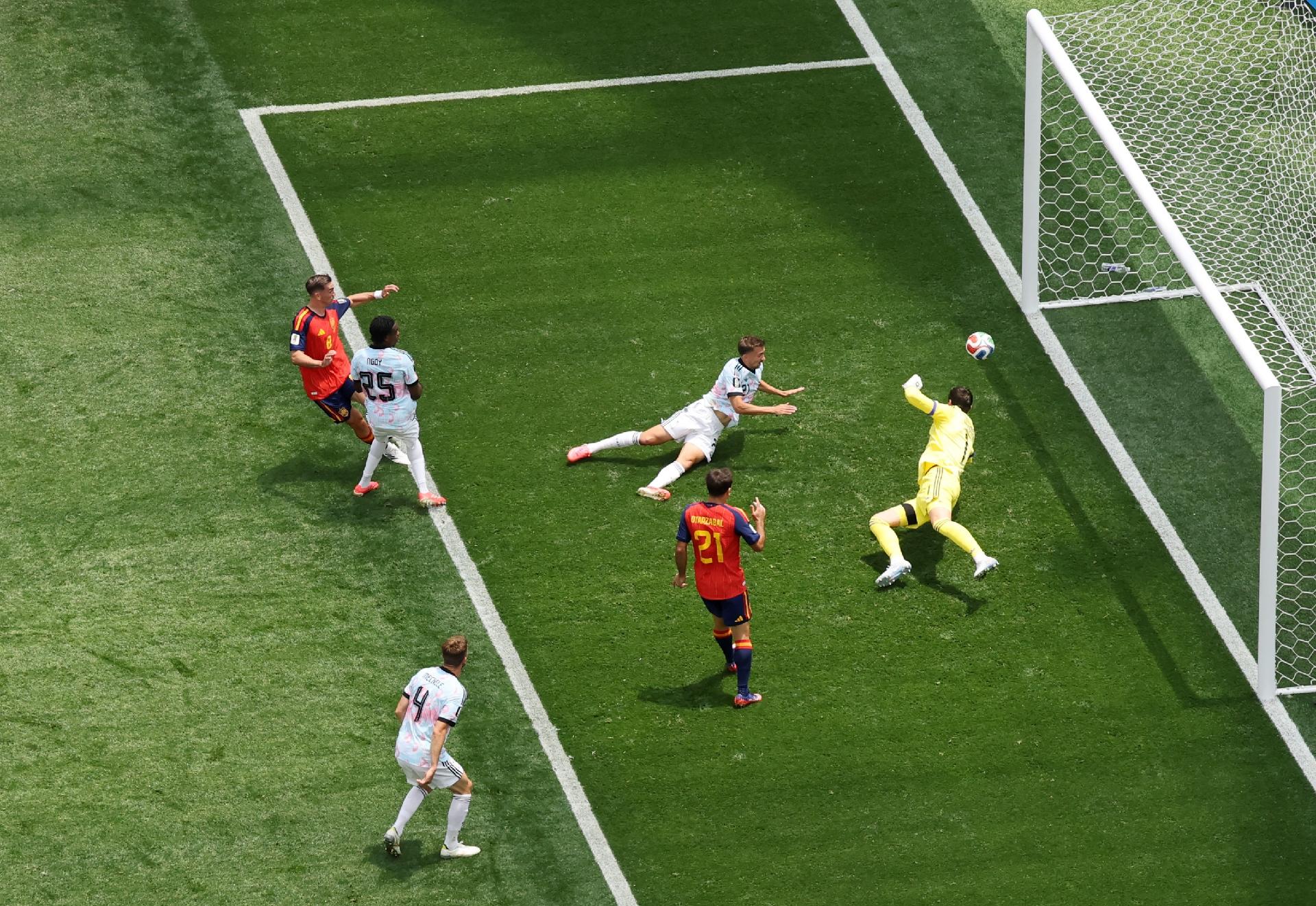 Gol de Fabián Ruiz em Espanha x Bélgica, na Copa do Mundo - undefined