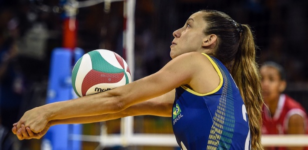 Levantadora Macris na partida contra o Peru neste sábado