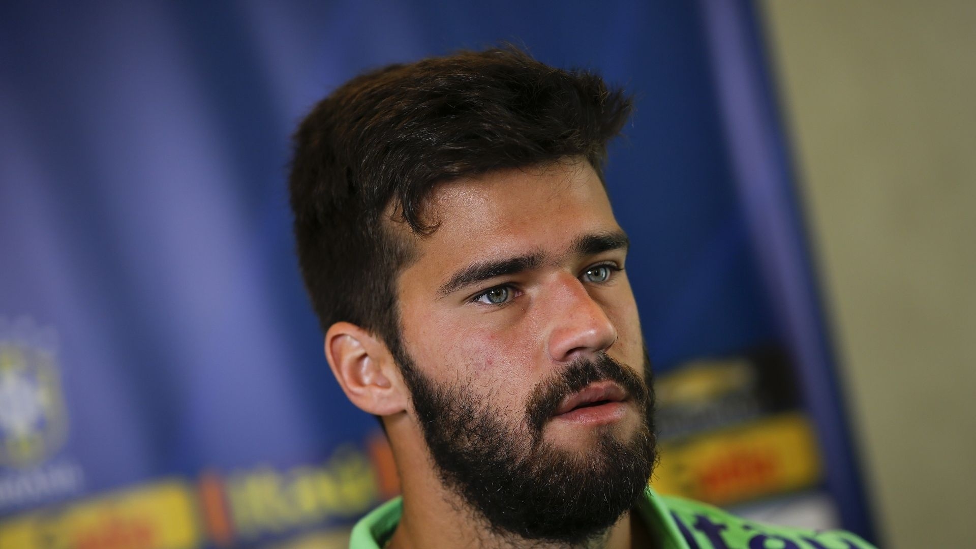 Alisson recebe convite para ser modelo, mas recusa para preservar ...