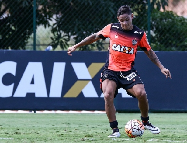 Carlos Eduardo está no Atlético-MG, mas Grêmio não tem interesse em negócio - Bruno Cantini/Clube Atlético Mineiro