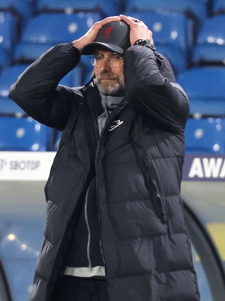 Jürgen Klopp si rammarica della sua esibizione durante la partita del Liverpool contro il Leeds nella Premier League 2020-21 - Clive Brunskill / Getty Images - Clive Brunskill / Getty Images