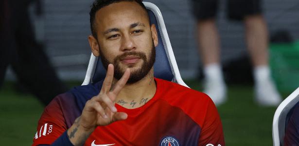 Neymar, no banco, em PSG x Inter