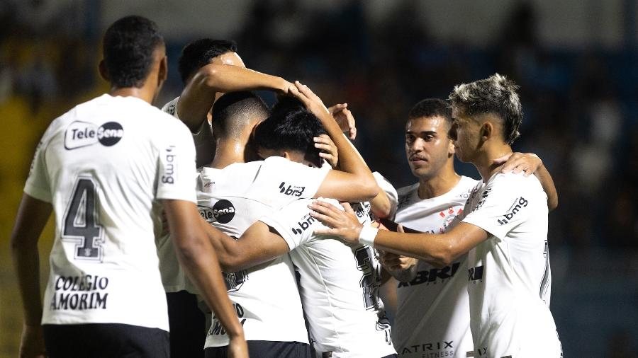 Corinthians quer confirmar a classificação na Copinha