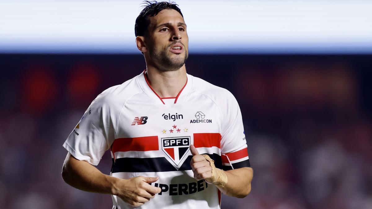 Calleri pede valor que o São Paulo não pode pagar, e renovação emperra
