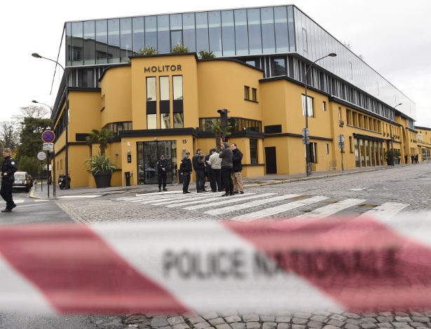 Hotel Molitor, que hospedava seleção alemã, foi evacuado após ameaça de bomba - LIONEL BONAVENTURE/AFP