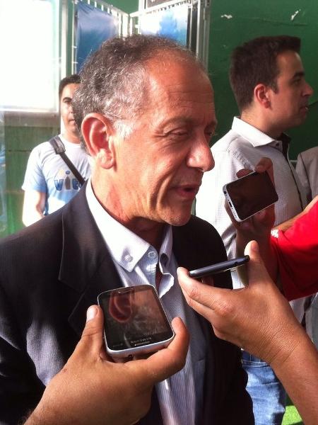 Entidade não orienta suspensão de jogos no Brasil, mas secretário-geral Walter Feldman diz que estados têm autonomia - Bruno Freitas/UOL