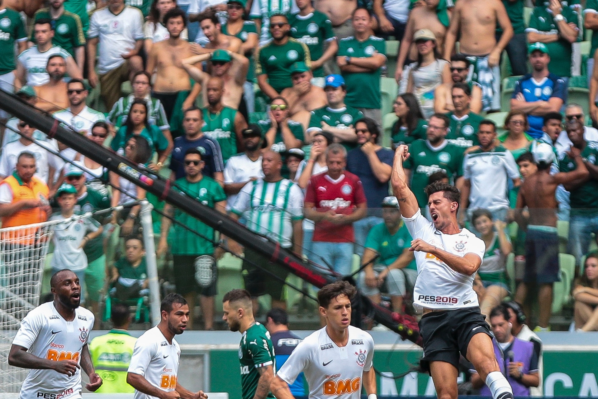 Avelar Superou Queimadura Rejeicao No Palmeiras E Ate Plantou Feijao 05 02 2019 Uol Esporte