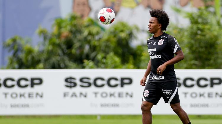 Cria do Terrão alvinegro, Willian vai para seu quarto ano de Corinthians