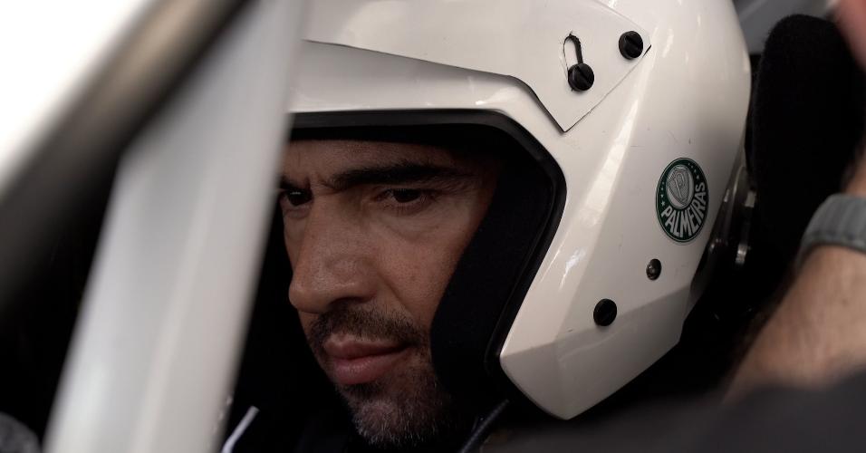 Abel Ferreira em carona no Porsche com o Piloto Palmeirense, Pedro Boesel