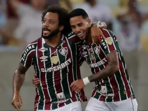 Aos trancos e barrancos, Fluminense e Botafogo classificados 