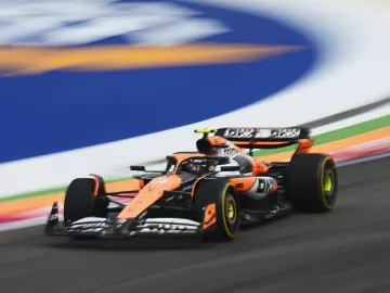 Julianne Cerasoli: Lando Norris foi tão veloz que mudou a cara do GP de Singapura