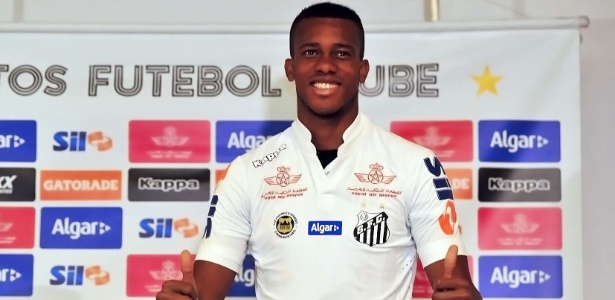 Copete foi apresentado na última sexta-feira, mas não pôde pegar o São Paulo - Divulgação/SantosFC