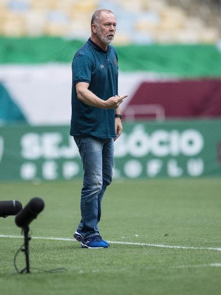 Mano Menezes, técnico do Bahia, durante a partida contra o Fluminense - Jorge Rodrigues/AGIF