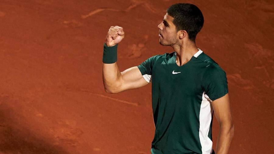 Alcaraz vence 1ª do ATP Finals e se mantém vivo em busca de classificação -  Notícias - Galáticos Online