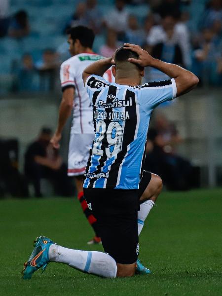 Grêmio fica em alerta com oscilação e apatia no fim da Série B - Maxi Franzoi/AGIF