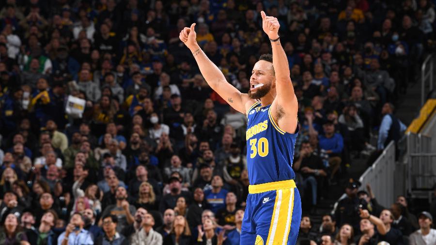 Stephen Curry, astro do Golden State Warriors, atual campeão da NBA. - Noah Graham/NBAE via Getty Images