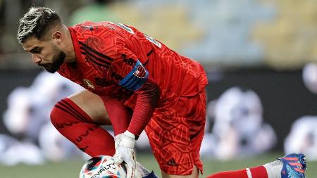 Esqueça Matheus Cunha, ele é o melhor goleiro do Flamengo e quer estrear  logo