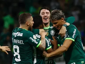Palmeiras vence poupando forças e já tem caminho do título definido