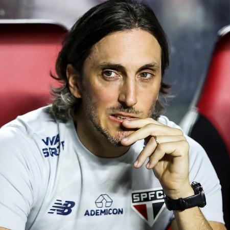 Luis Zubeldía, técnico do São Paulo, durante jogo contra o Inter