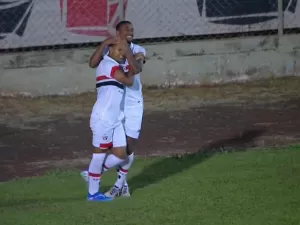 Principal joia brilha com 2 gols, e São Paulo vence na estreia na Copinha