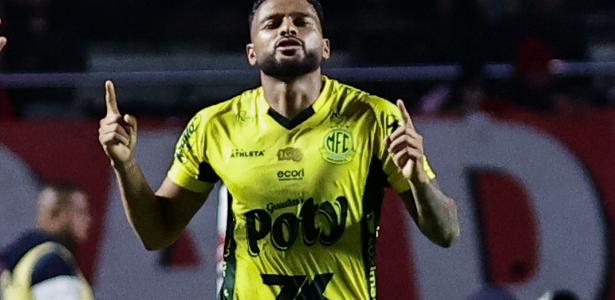 DERROTA FEIA! Mirassol supera São Paulo com lei do ex de Reinaldo e falha de Rafael