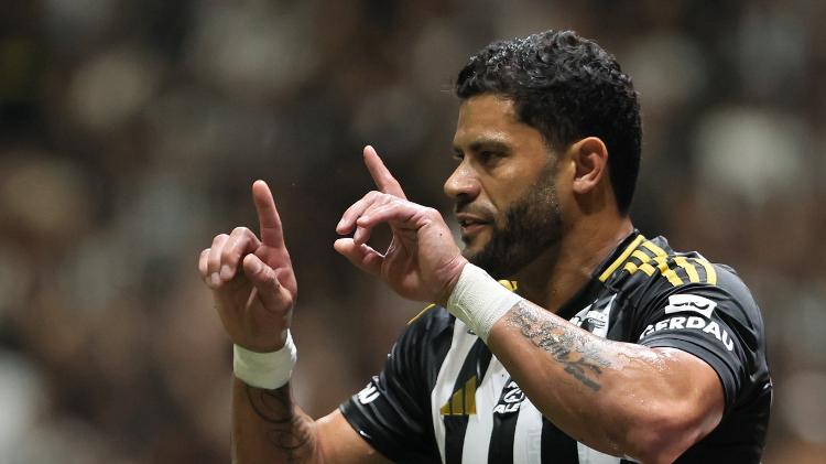 Hulk em ação durante Atlético-MG x Cruzeiro, partida do Brasileirão Hulk em ação durante Atlético-MG x Cruzeiro, partida do Brasileirão
