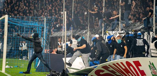 Incidentes em jogo da Copa da Alemanha deixam cerca de 100 feridos