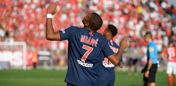 Mbappé comemora gol do PSG contra o Nîmes - Divulgação/Ligue 1 - Divulgação/Ligue 1