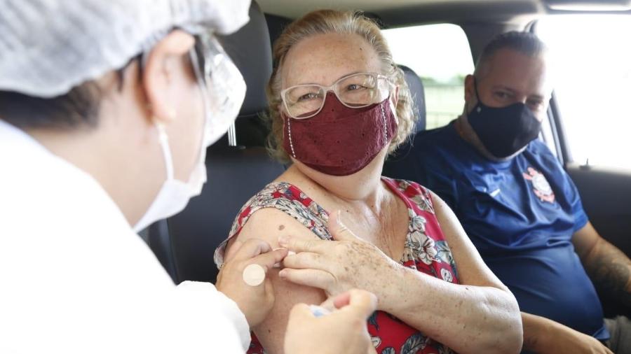 Brasil já vacinou mais de 27,1 milhões de pessoas com pelo menos uma dose de imunizante contra covid-19 - José Manoel Idalgo/Corinthians