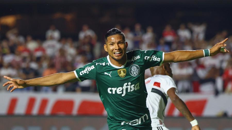 Rony comemora gol do Palmeiras sobre o São Paulo, pelo Paulistão - Marcello Zambrana/AGIF