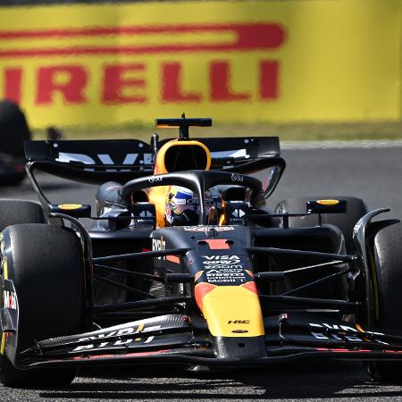 Max Verstappen (Red Bull) lidera a temporada e vê o companheiro Sergio Pérez em 2°