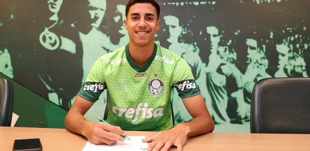 palmeiras: potencial ídolo poderá ser perdido com venda de Vítor Reis