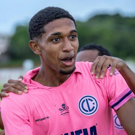 Novo reforço da base do Botafogo, o jovem centroavante Kaiky atuava pelo Laguna-RN - Jonathan Holanda/Laguna SAF