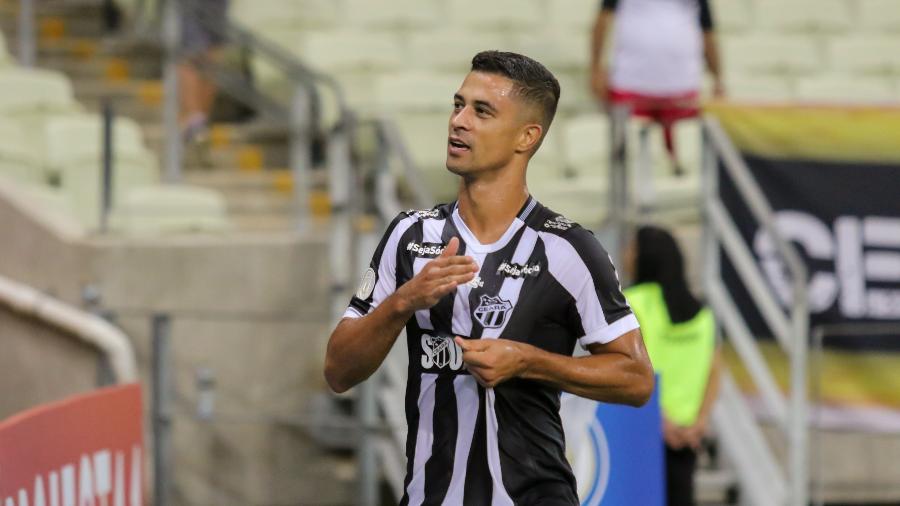 Ricardo Bueno tem 23 jogos e dez gols com a camisa do Ceará em 2019 - Pedro Chaves/AGIF