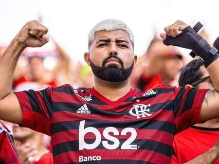 Gabigol usa bandagem na mão apenas por superstição FlaResenha