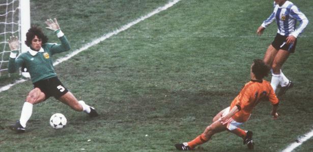 Jornal holandês relembra final da Copa de 78: Maldita trave