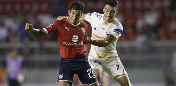 Fortaleza 'encara' Independiente na Argentina, mas acaba derrotado