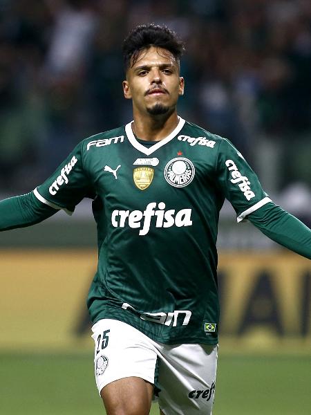 Gabriel Menino comemora gol marcado com a camisa do Palmeiras  - Carla Carniel/Reuters