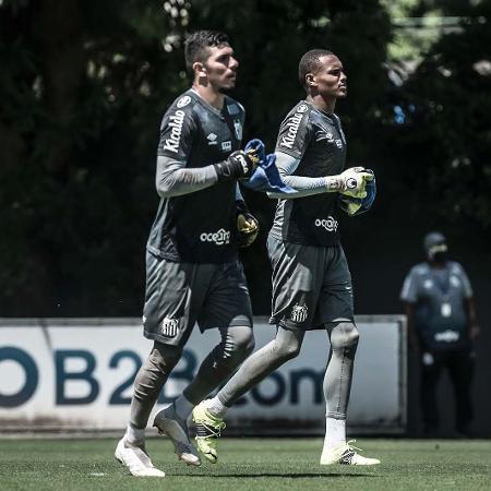 João Paulo e John, goleiros do Santos - Ivan Storti/Santos FC