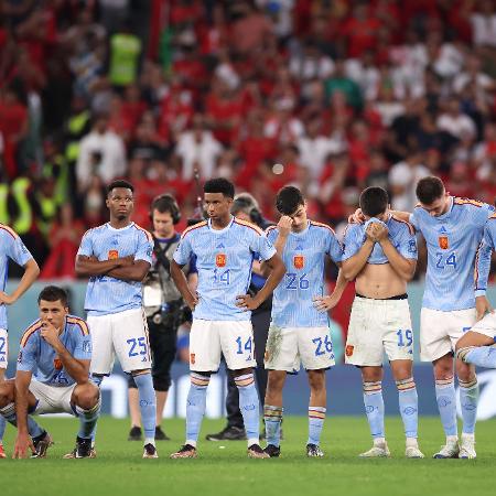 Jogadores da Espanha lamentam eliminação nos pênaltis para Marrocos - Hector Vivas - FIFA/FIFA via Getty Images