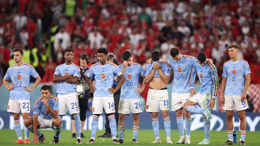 Jogadores da Espanha lamentam eliminação nos pênaltis para Marrocos - Hector Vivas - FIFA/FIFA via Getty Images